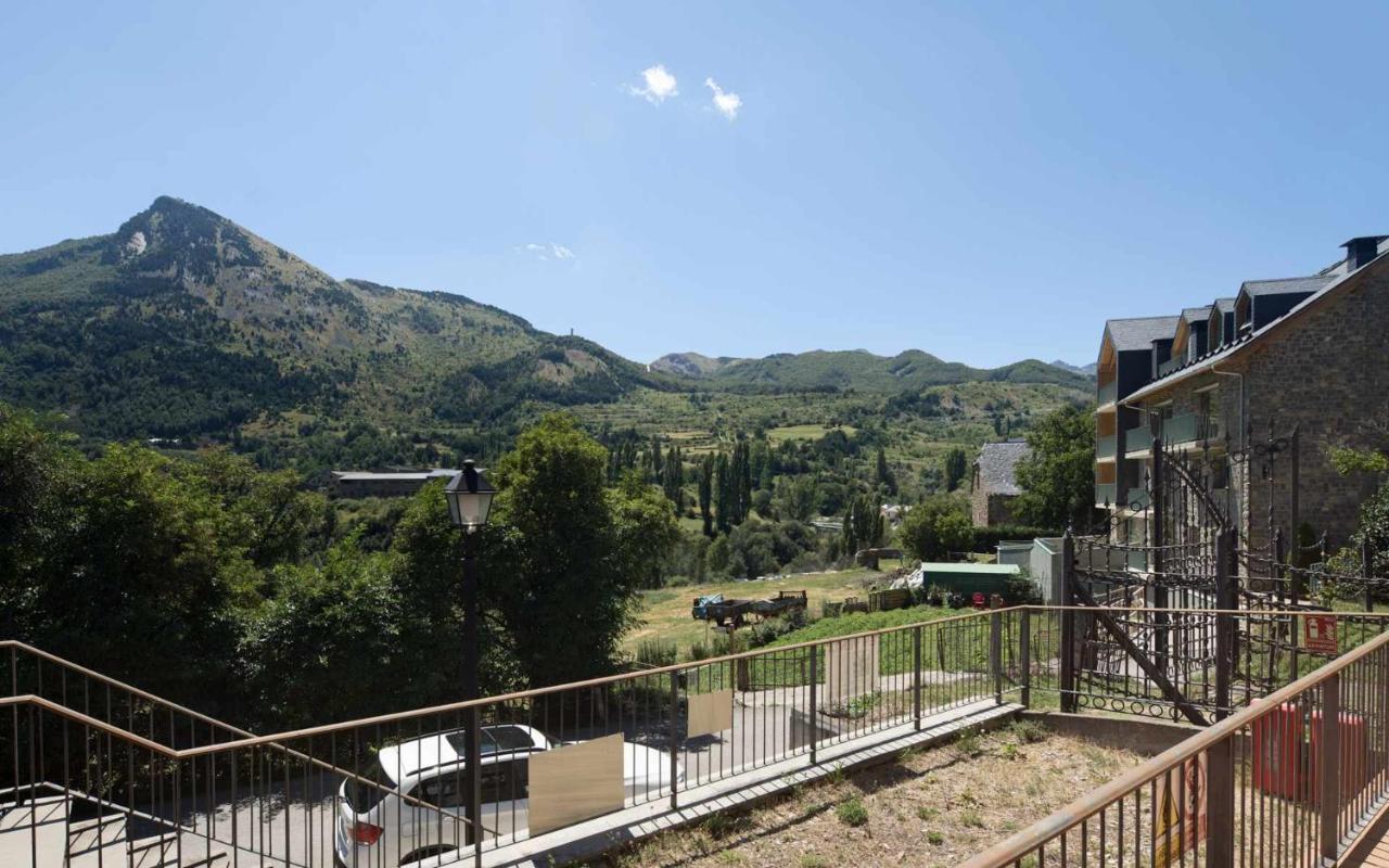 El Balcon Familiar Del Pacino Apartamento Sallent de Gállego Exterior foto